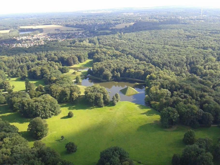 City Appartement Mit Garten, Zentral Und Trotzdem Ruhig Chociebuż Zewnętrze zdjęcie